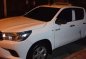 2017 Toyota Hilux white 17 mags manual-2