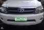 TOYOTA Fortuner 2008 2.7 G AT - less than 22k kms-0