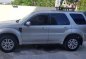 2010 Ford Escape ( Toyota Innova Avanza Nissan Xtrail)-5