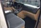 2016 Hyundai Grand Starex SS 2.5 CRDi VGT Swivel chair-9