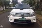 2011 TOYOTA Fortuner V 4x4 Diesel 200T worth of accessories-1