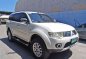 Mitsubishi MONTERO 2.5 gls V automatic FOR SALE-0