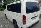 Toyota Hiace commuter manual diesel 2014model-3