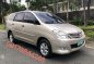 2010 TOYOTA Innova e automatic gas-0