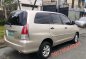 2010 TOYOTA Innova e automatic gas-2