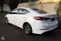 2016 Hyundai Elantra 16 MT 6Speed Manual -2