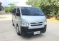 Toyota Hiace Commuter 2016 model Diesel-2