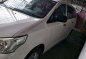 SELLING TOYOTA Innova 2013 E diesel-1