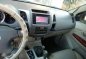 Toyota Fortuner V 2005 for sale-2