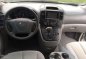 2010 Kia Carnival for sale-3