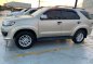 Toyota Fortuner 2014 G Autmatic 4x2 diesel silky gold-9