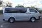 Toyota HIACE Commuter van 3.0 engine 2018 model-2