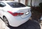 2013 Hyundai Elantra automatic with extras-4