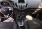 2016 Ford Fiesta Hatchback LOW MIlEAGE-7