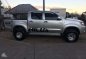For sale or swap TOYOTA HILUX 2006 MODEL 4X4 AUTOMATIC diesel-1