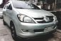 Selling Toyota Innova g 2006-0