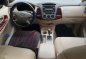 Selling Toyota Innova g 2006-6