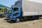 SELLING MITSUBISHI Fuso fighter 8studs-3