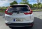 2017 Honda CR-V pearl white with good condition-5