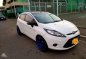 Ford Fiesta SE like new for sale-0