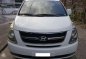 Hyundai Grand Starex 2011 Gold AT for sale-0