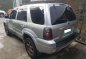 2008 FORD ESCAPE XLS - not flooded . no accident . automatic-2
