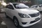 Selling our 2013 Toyota Innova 2.5 E look Diesel-8