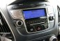 Hyundai Tucson 2011 Manual Gas for sale-3