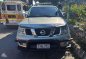 Nissan Navara le 2011 matic LOADED worth 200k-1