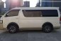 2018 Toyota Hi-ace Grandia GL Diesel Automatic transmission-3