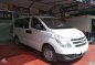 2017 Hyundai Starex White MT Diesel - Automobilico Sm City Bicutan-2