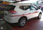 2016 Nissan X-Trail White Gas AT for sale-3