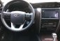 Toyota Fortuner V 2017 4x2 automatic transmission-5