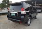 2010 TOYOTA Land Cruiser Prado vx local diesel-1