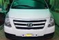 Selling Hyundai Grand Starex 2018 Manual Diesel in Navotas-0