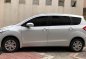 Selling Pearl White Suzuki Ertiga 2018 Automatic Gasoline-2