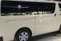 Selling White Toyota Hiace 2017 in Quezon City-3