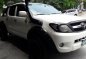 Selling Toyota Hilux 2005 Manual Diesel in Quezon City-2