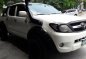 Selling Toyota Hilux 2005 Manual Diesel in Quezon City-9