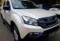 Selling Pearl White Isuzu Mu-X 2017 in San Pascual-6