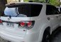 Selling White Toyota Fortuner 2016 Manual Diesel for sale in Quezon City-3