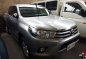 Selling Silver Toyota Hilux 2017 in Quezon City-2