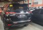 Selling 2nd Hand Toyota Fortuner 2017 Manual Diesel at 8000 km in Quezon City-3