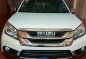 Selling White Isuzu Mu-X 2015 Automatic Diesel for sale-0