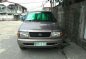 Selling 2000 Toyota Revo for sale in Malabon-0