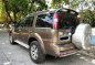 2nd Hand Ford Everest 2012 at 70000 km for sale-3