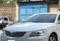 Selling Pearl White Toyota Camry 2009 in Manila-0