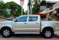 2nd Hand 2011 Toyota Hilux for sale in Quezon City-0