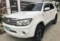 Selling White Toyota Fortuner 2005 Automatic Gasoline at 78000 km in Parañaque-1