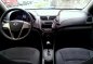 Selling Silver Hyundai Accent 2016 Sedan Automatic Gasoline at 11000 km in Manila-6